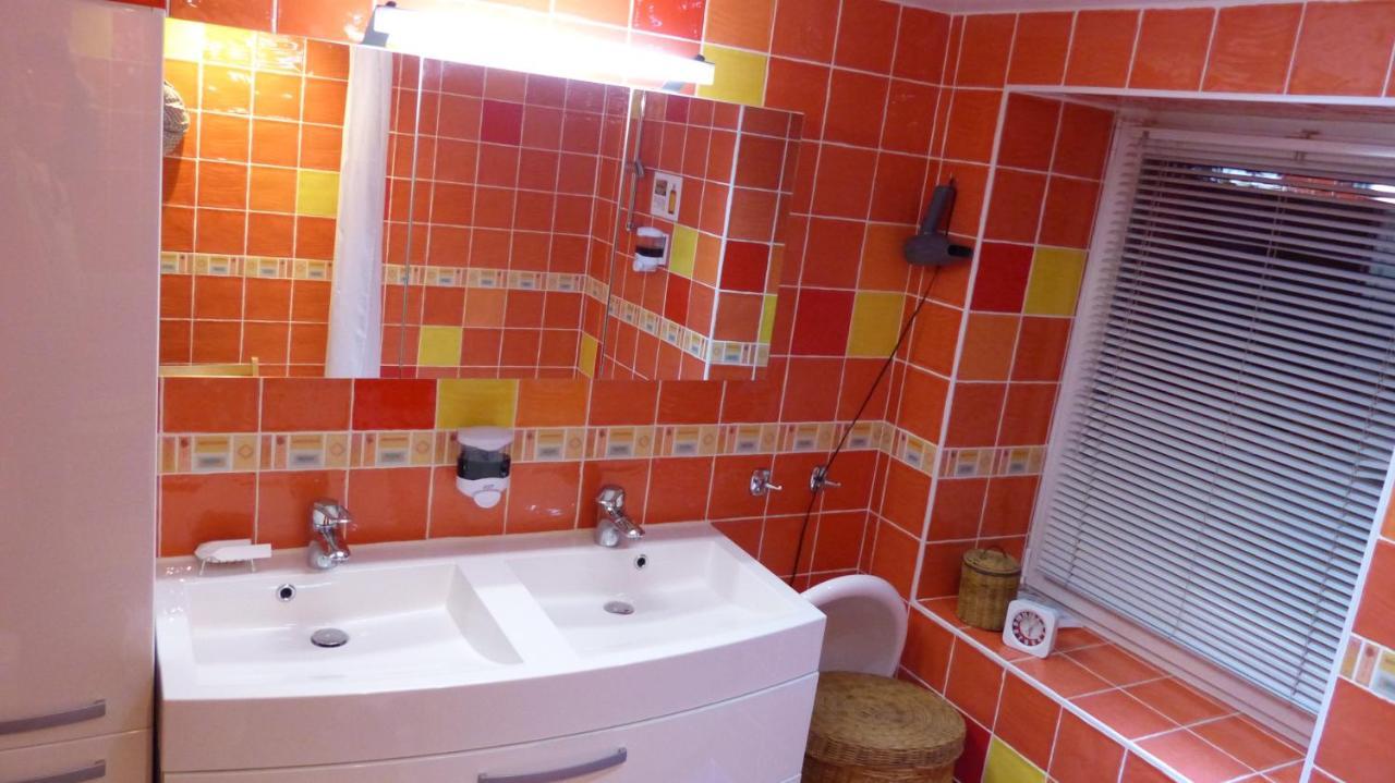 Chez Tiane Puy De Dome Bed & Breakfast Saint-Flour  Exterior photo